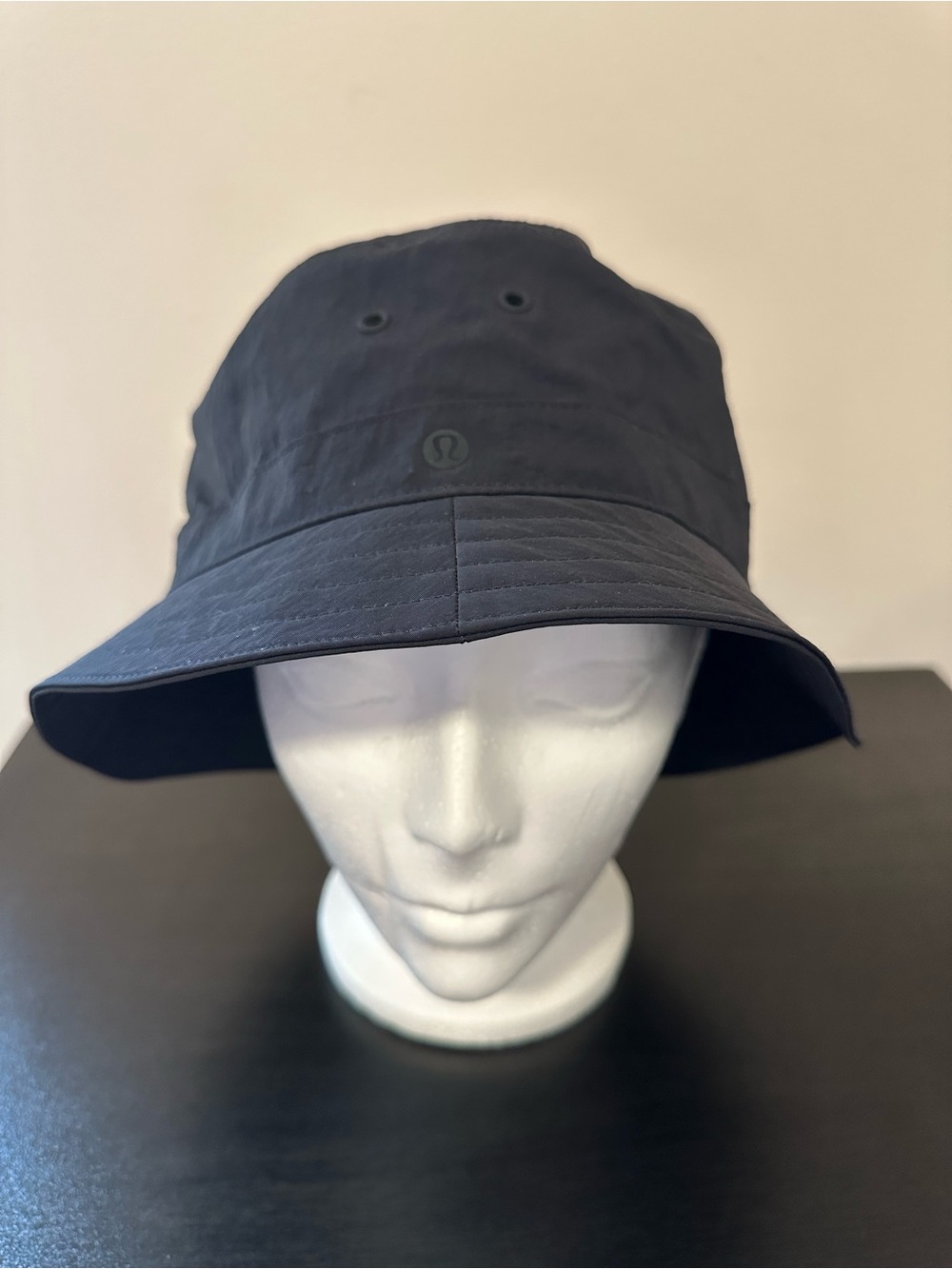 lululemon athletica Unisex Black Bucket Hat - Classic Sun Hat